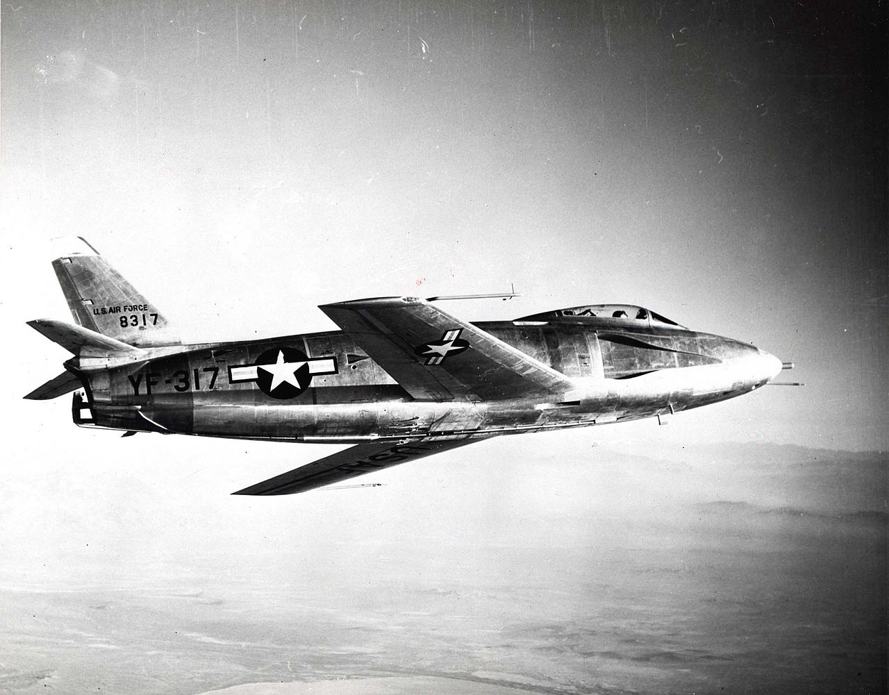 North American YF-93A en vol