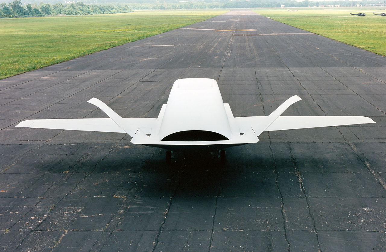 Northrop Tacit Blue vu de derrière