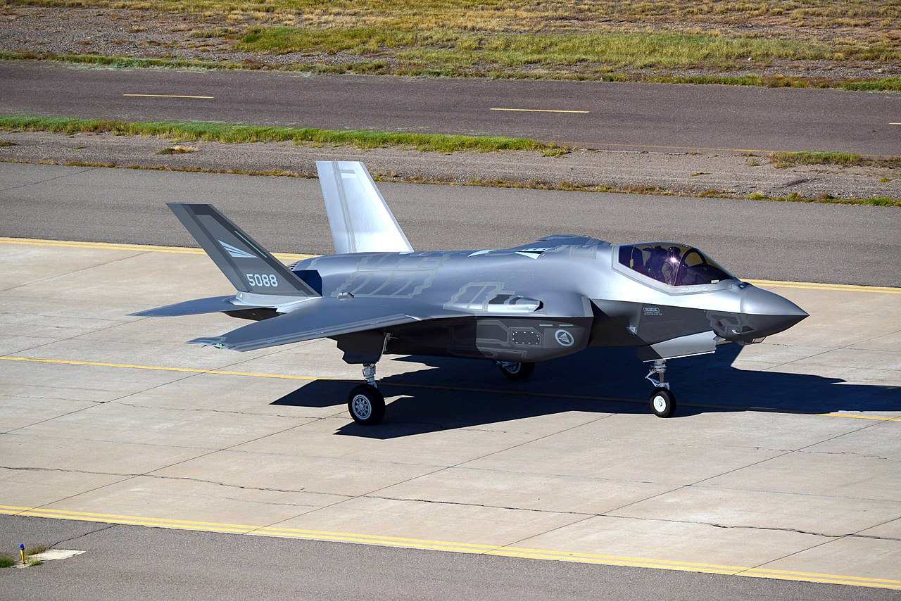 Lockheed-Martin F-35A Lightning II norvégien au roulage