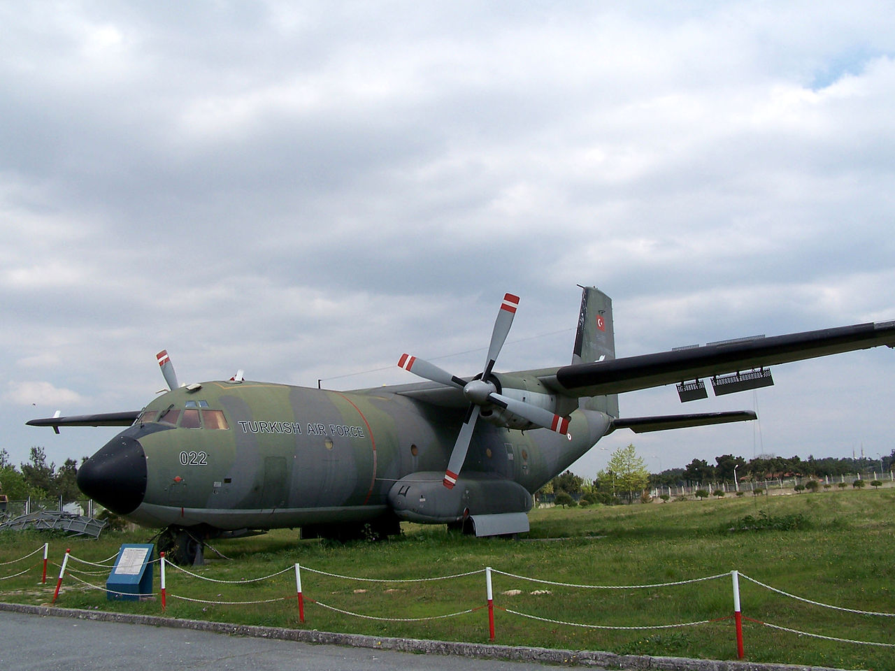 Transall C-160D turc exposé