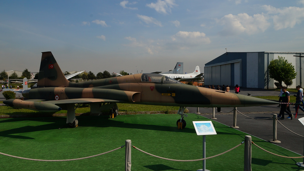 Canadair NF-5A Freedom Fighter turc camouflé