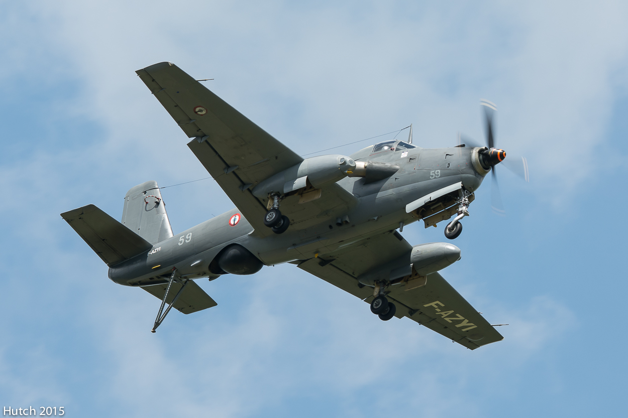 Bréguet 1050 Alizé en vol train sorti par Hutch