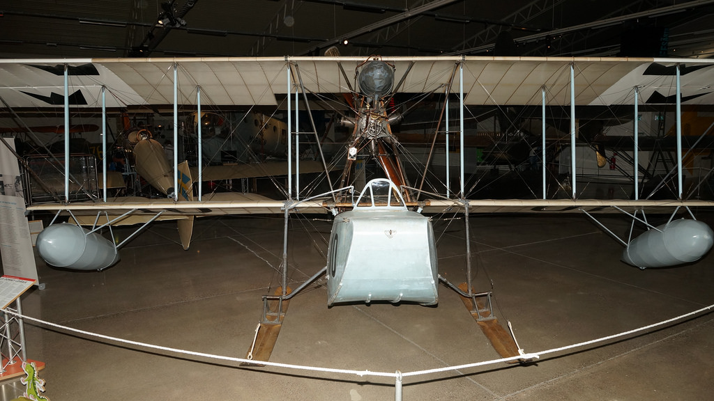 Donnet-Lévêque Type C vu de front