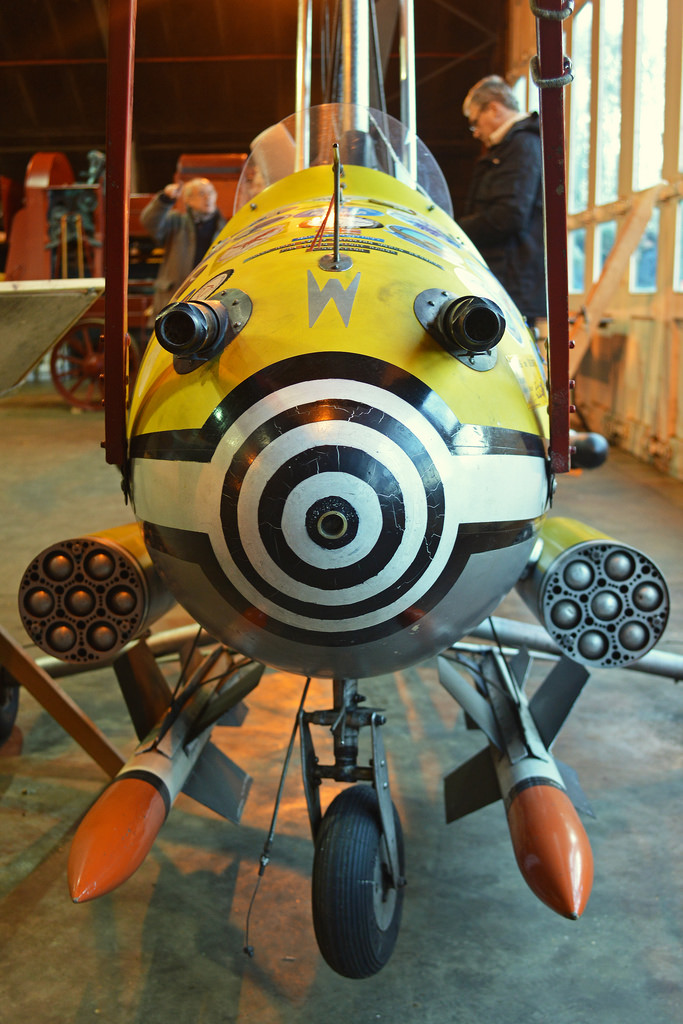 Wallis WA-116-007 Little Nellie vue de front