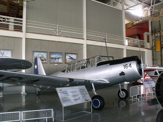 Vultee BT-13 Valiant chilien exposé