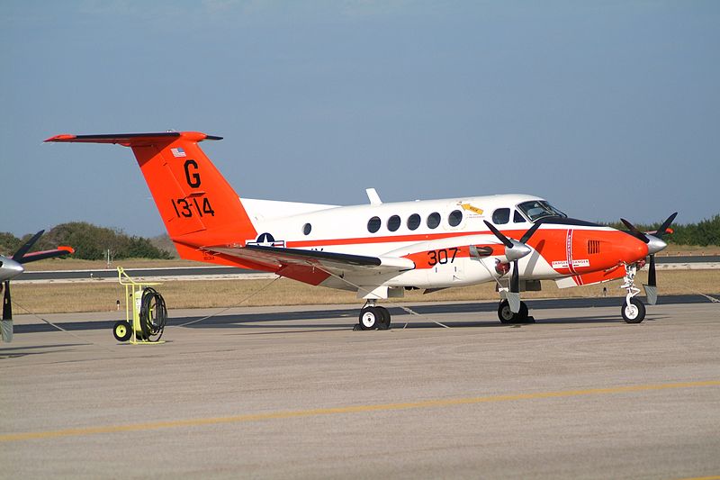 Beech TC-12B Huron de l'US Navy au sol