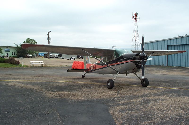 Cessna 180C Skywagon civil