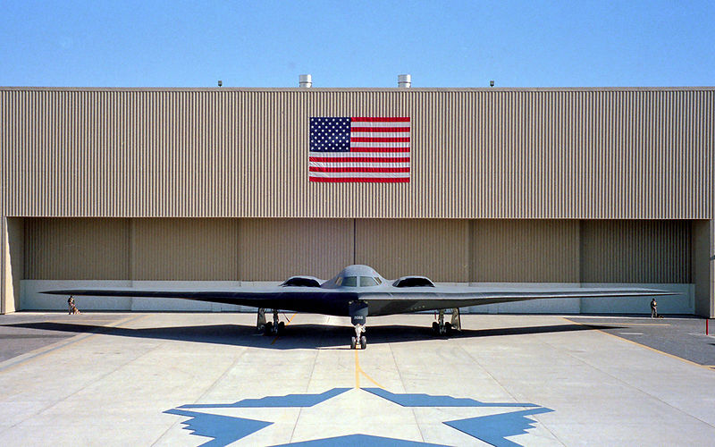 Northrop B-2A Spirit à sa sortie d'usine en 1988