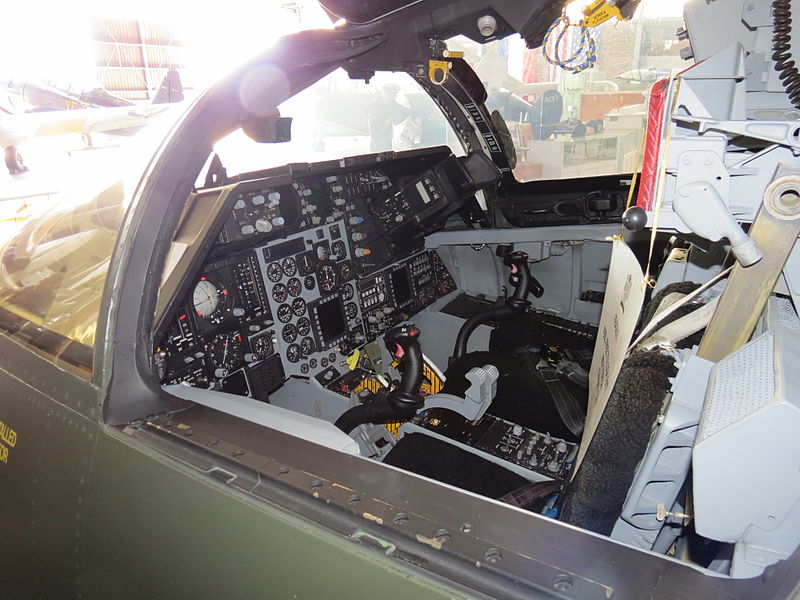 General Dynamics F-111C Aardvark australien - Cockpit