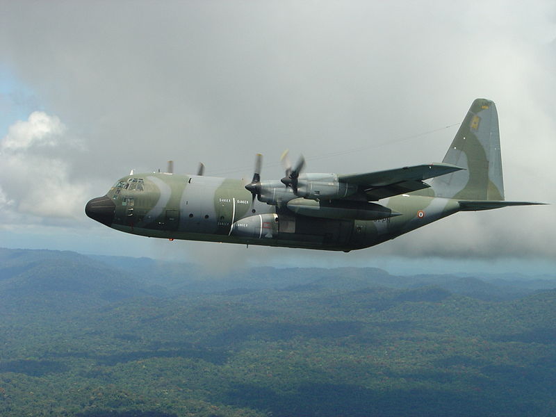 Lockheed C-130H-30 Hercules français