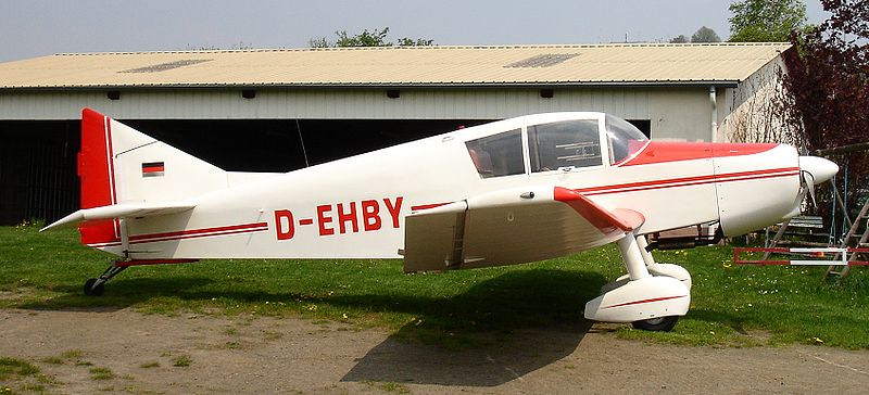 Jodel D-140A Mousquetaire civil