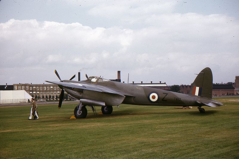 De Havilland DH-98 Mosquito T.3 de la RAF