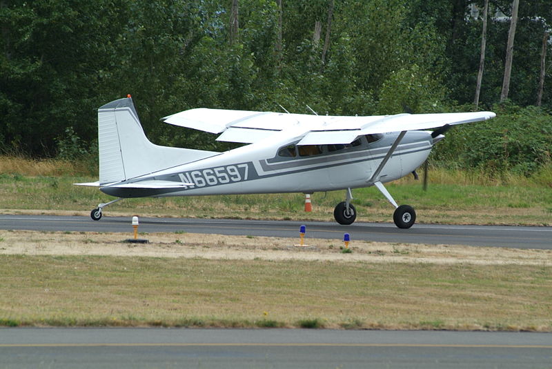 Cessna 180K Skywagon civil