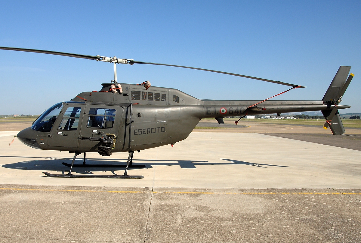 Agusta/Bell AB 206B-1 de l'armée italienne