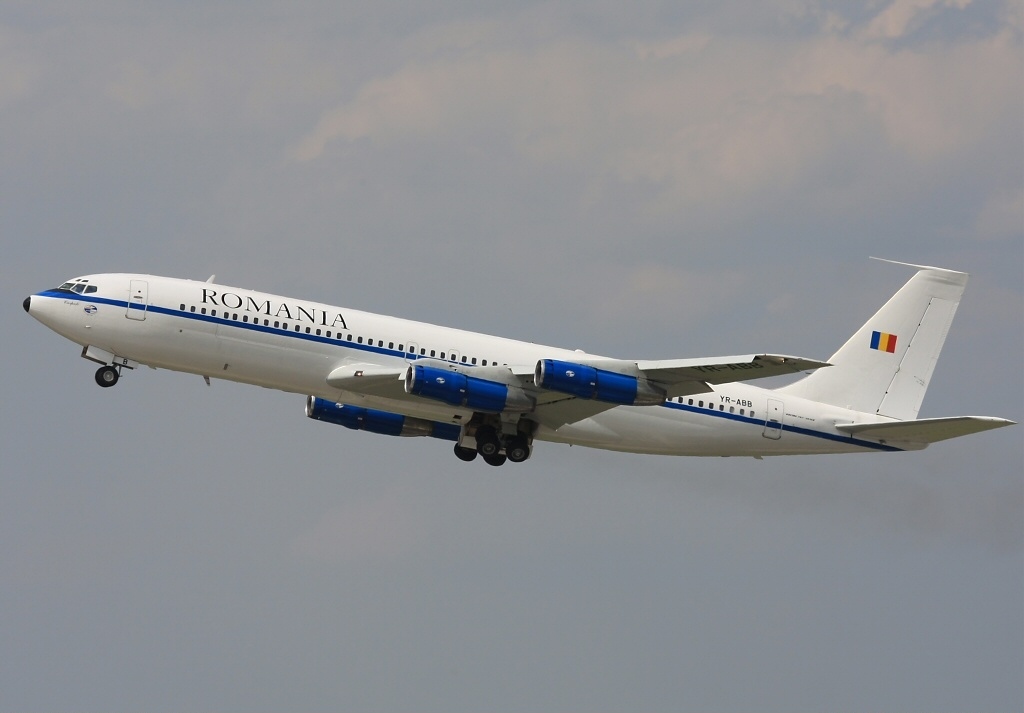 Boeing 707-300 roumain
