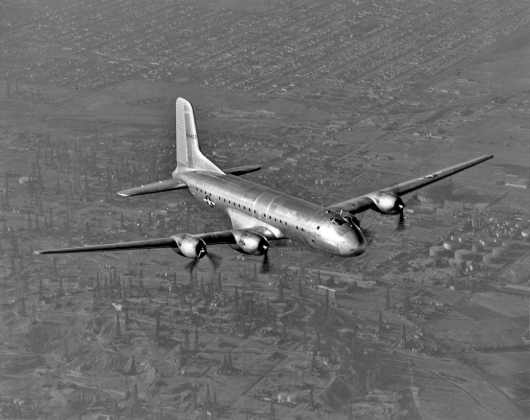 Douglas C-74 Globemaster - Prototype en vol