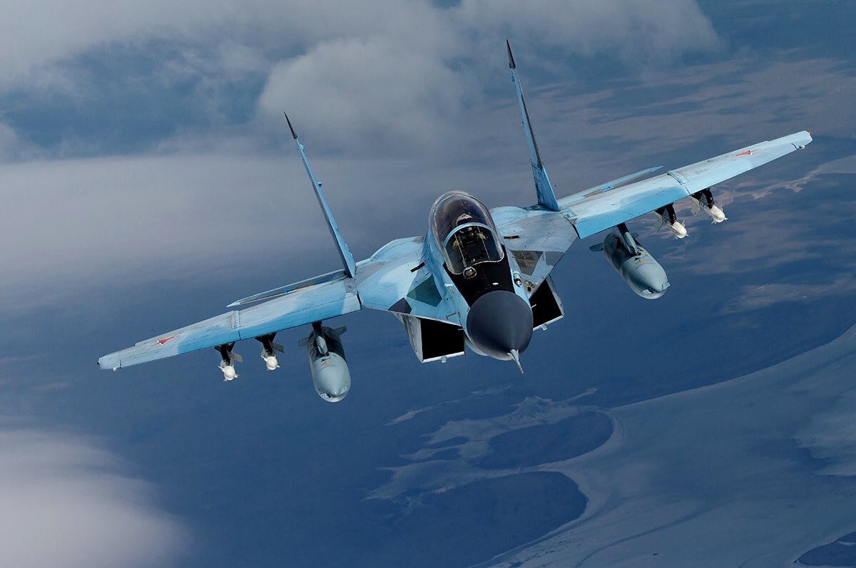 Mikoyan-Gourevitch MiG-35S - Prototype en vol