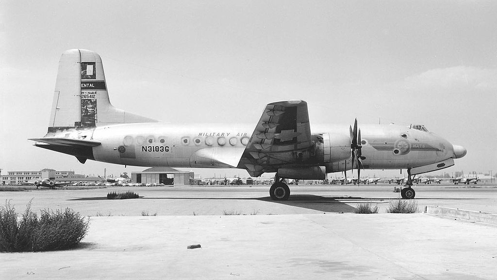 Douglas C-74 Globemaster vu de profil
