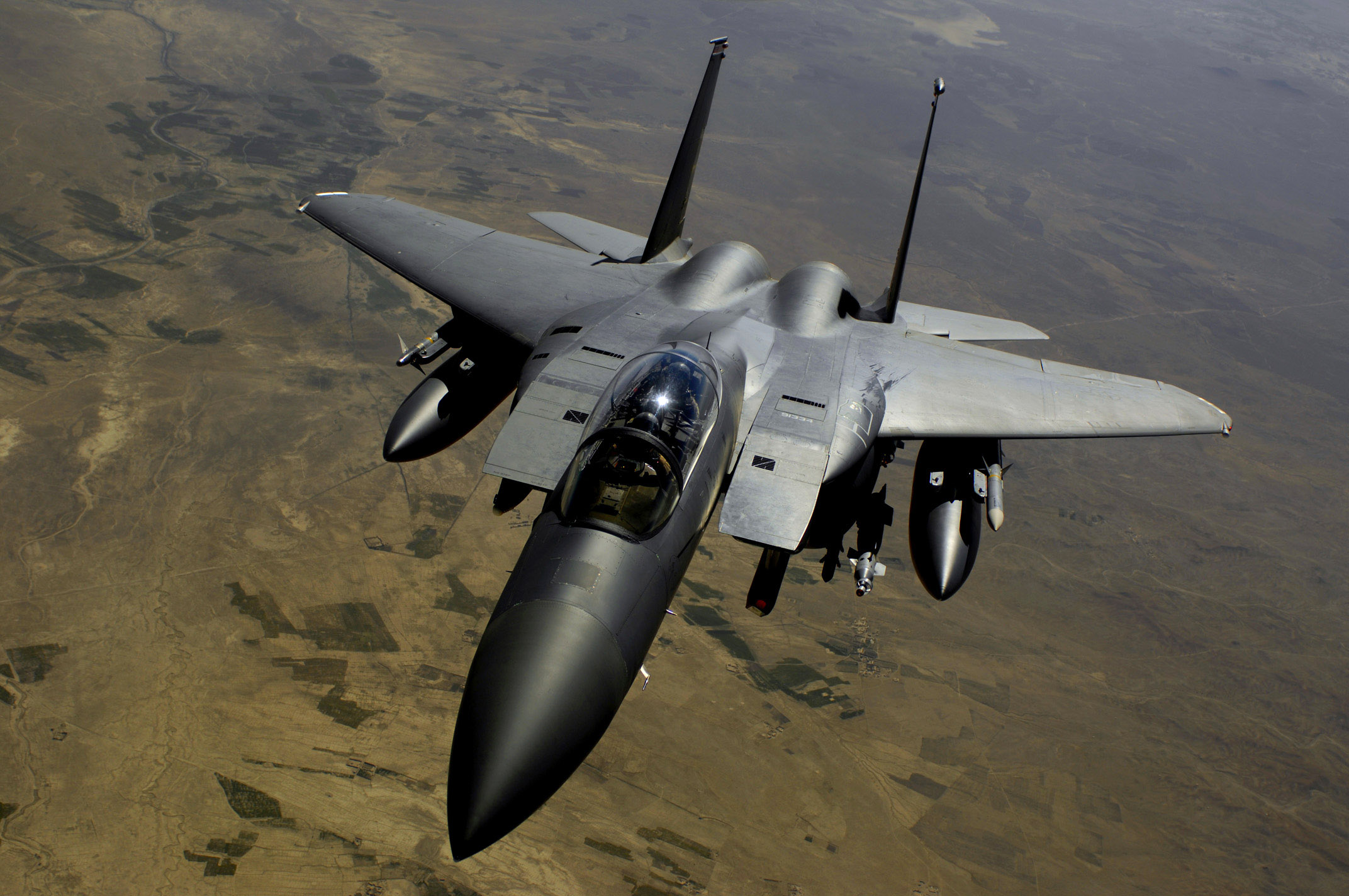 McDonnell Douglas F-15E Strike Eagle vu de face