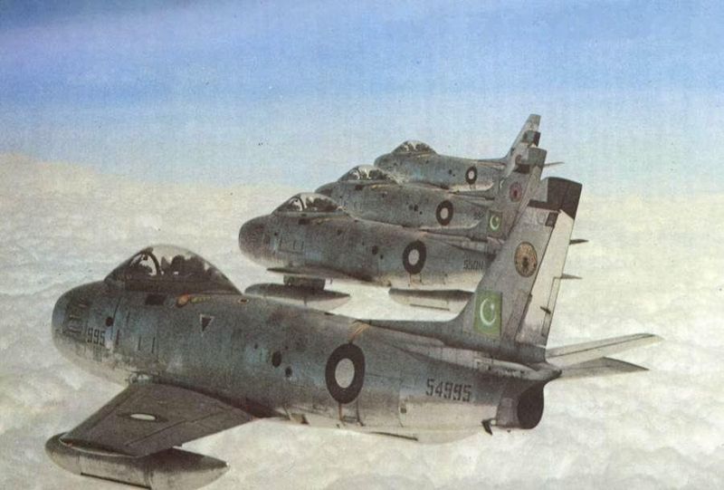 North American F-86F Sabre pakistanais