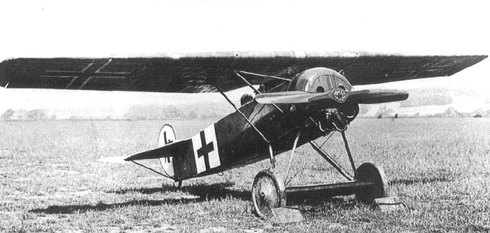 Fokker E.V vu de l'avant