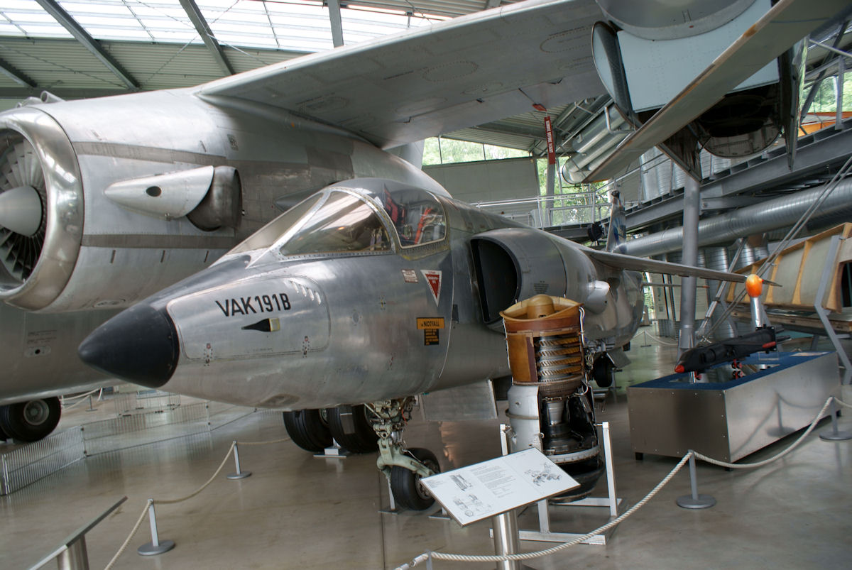 VFW-Fokker VAK-191 vu de l'avant