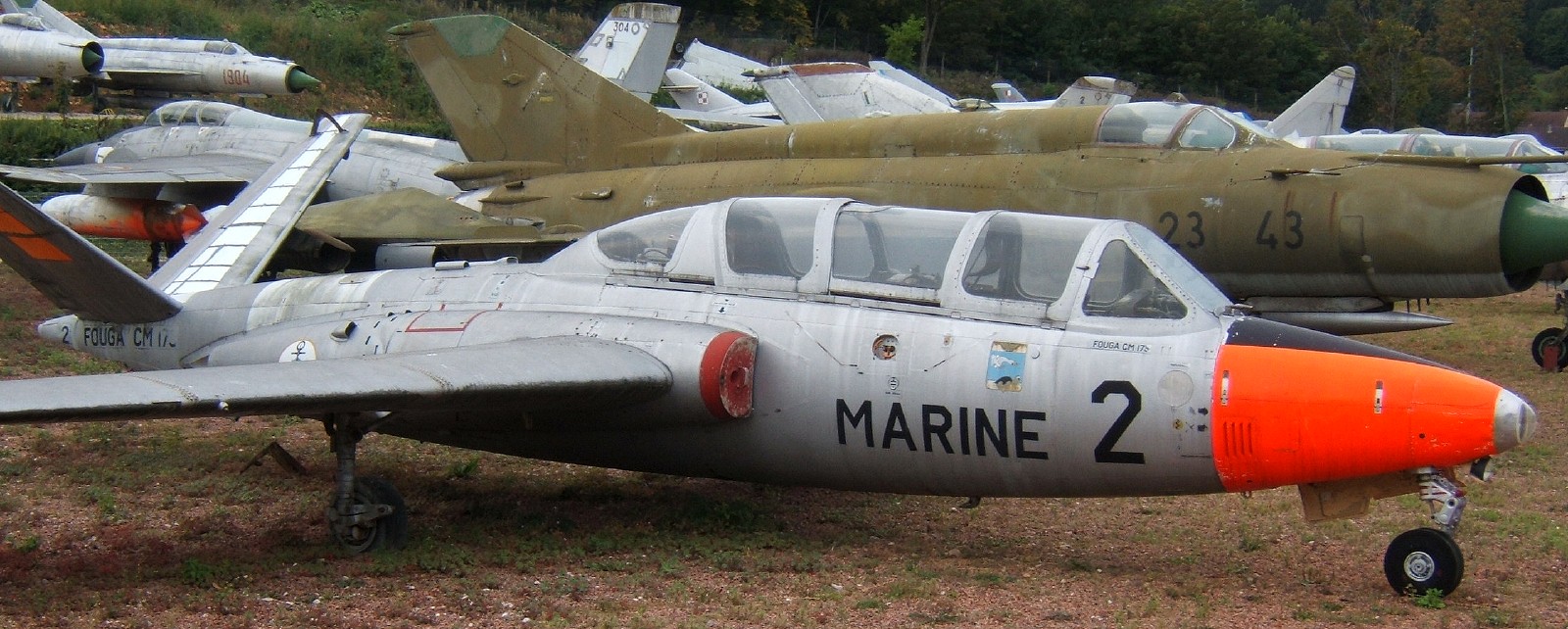 Fouga CM-170M Esquif vu de côté