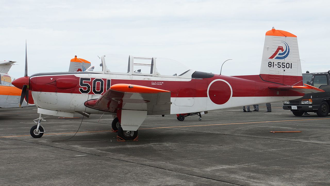 Fuji T-3 vu de profil