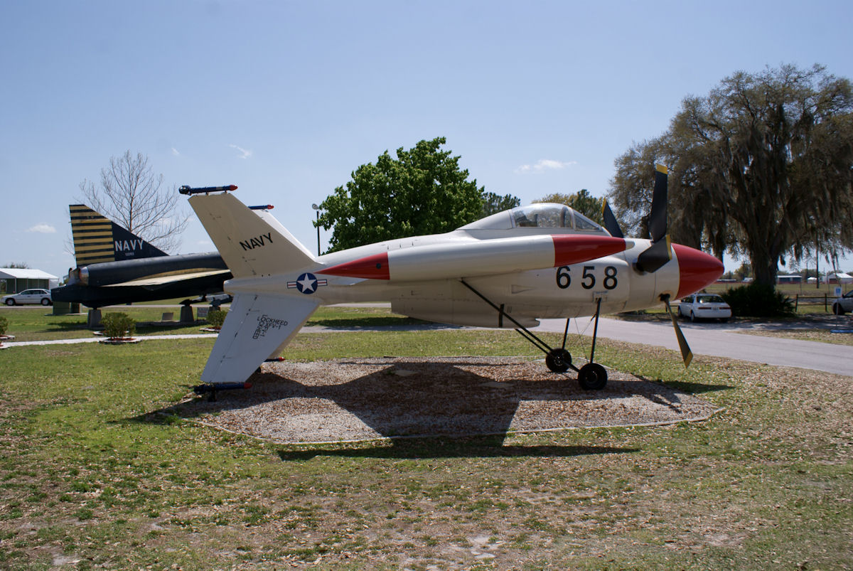 Lockheed XFV-1 Salmon vu de profil