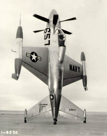 Lockheed XFV-1 Salmon au sol en position verticale