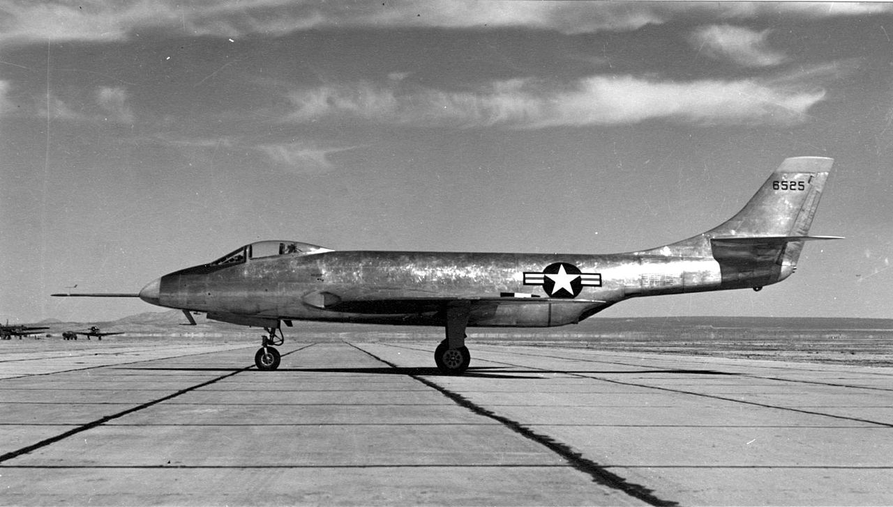 McDonnell XF-88 Voodoo de profil