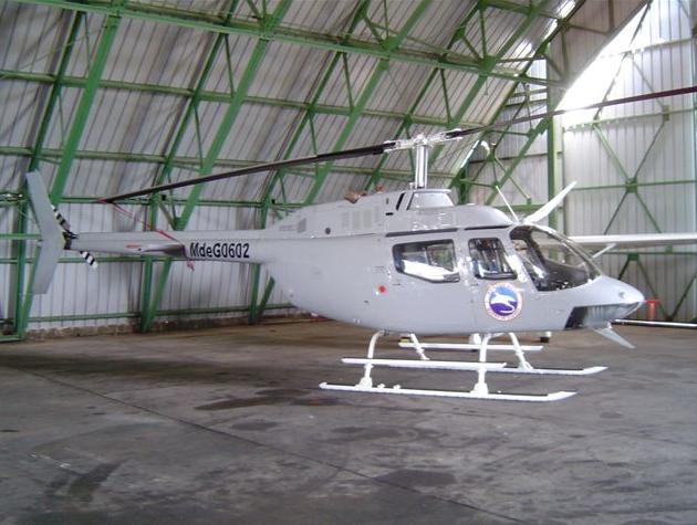 Bell 206B Jet Ranger II de la marine péruvienne