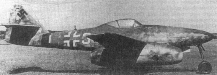 Messerschmitt Me 262A-1a de côté