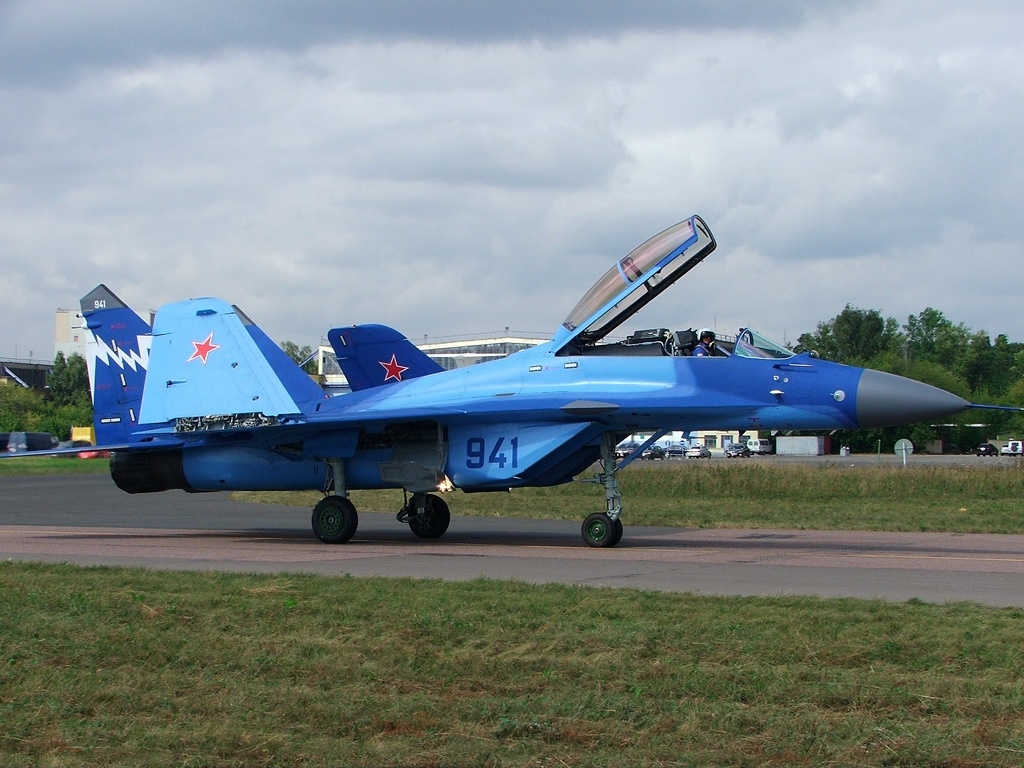 Mikoyan-Gourevitch MiG-29KUB