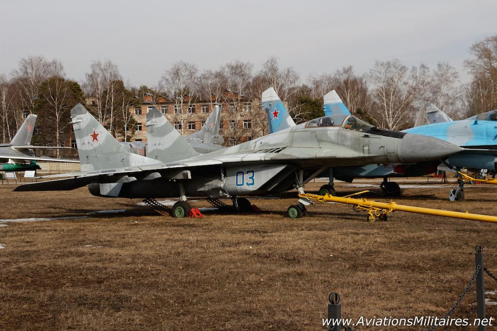 Mikoyan-Gourevitch MiG-29 exposé à Monino par Ansierra117
