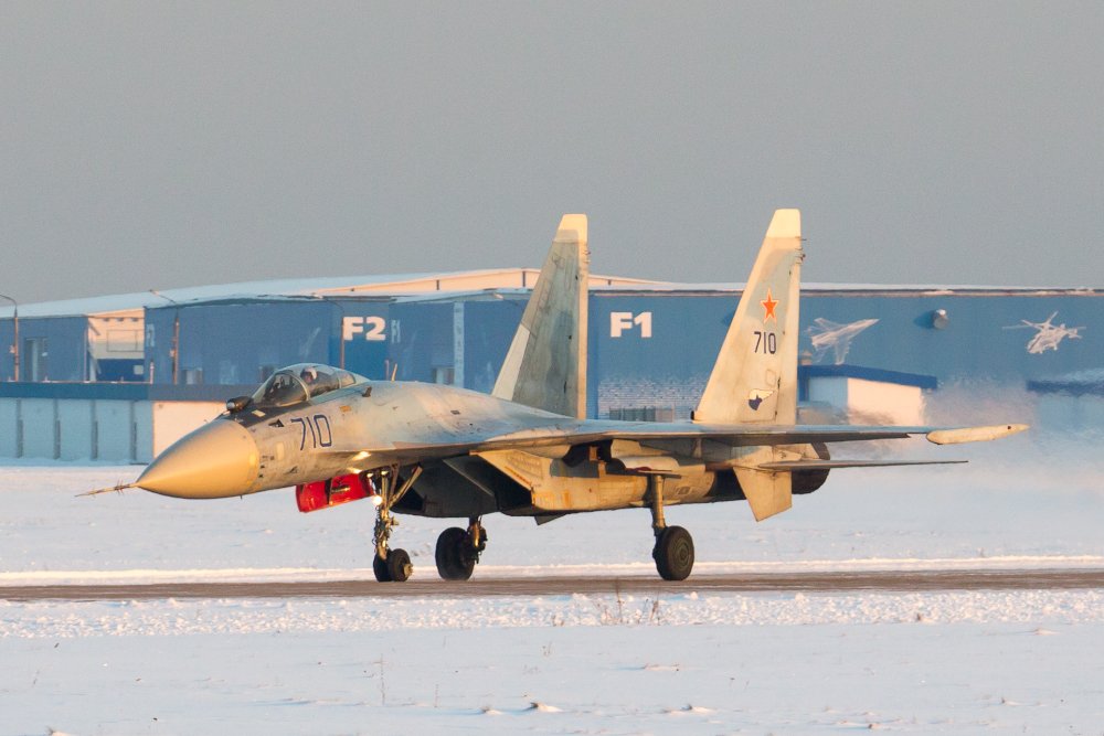 Sukhoï Su-27M / Su-35 - Appareil de présérie T10M-10