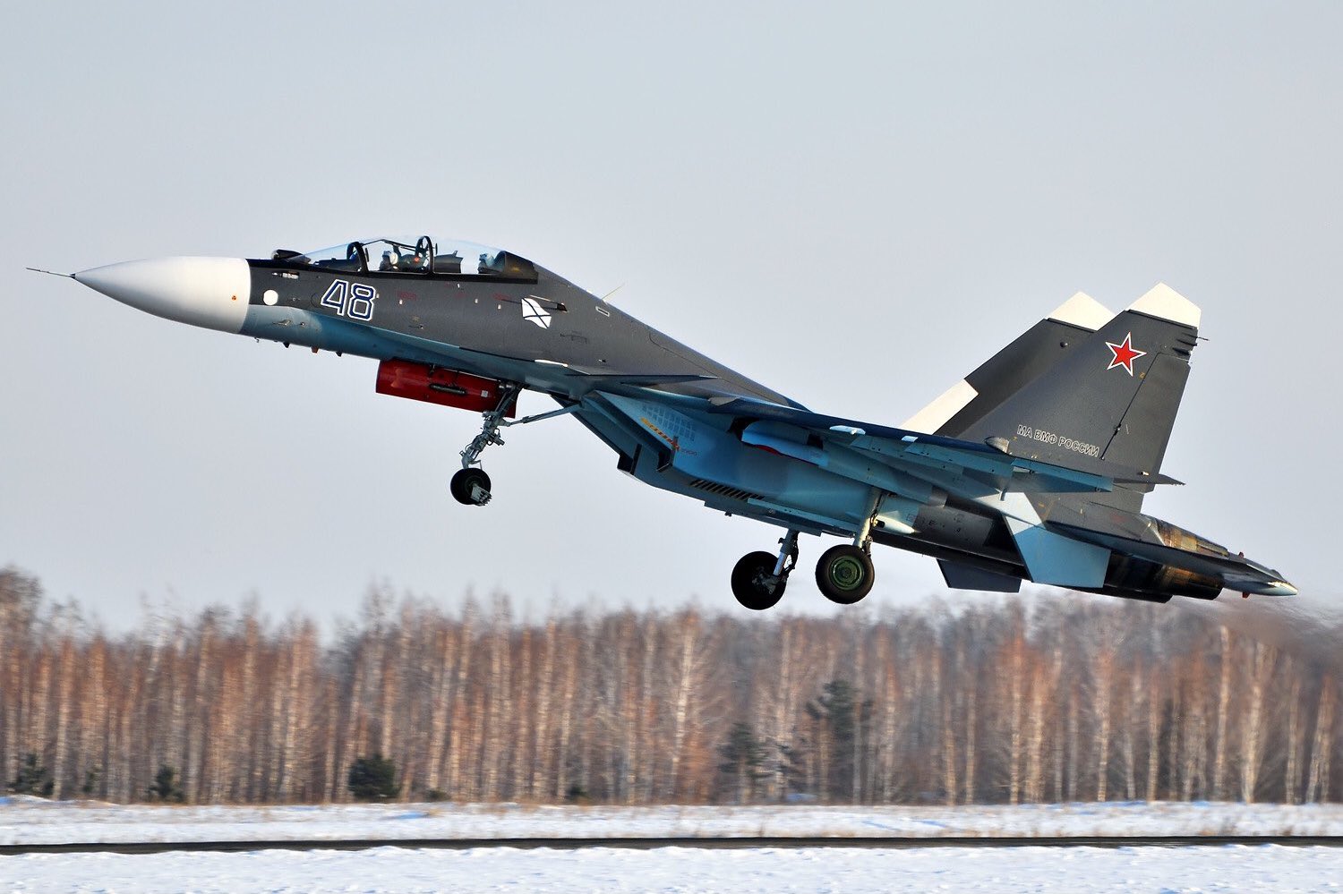 Sukhoï Su-30SM de la marine russe au décollage