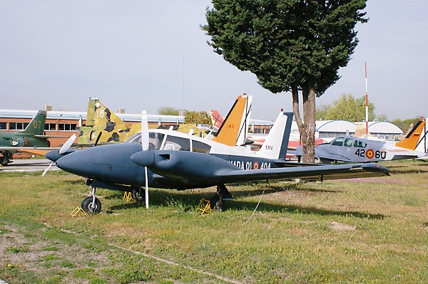 Piper PA-30-160 Twin Comanche de la marine espagnole
