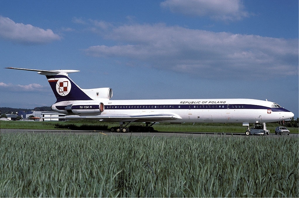 Tupolev Tu-154M polonais