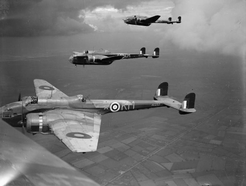 Handley Page Hampden en formation