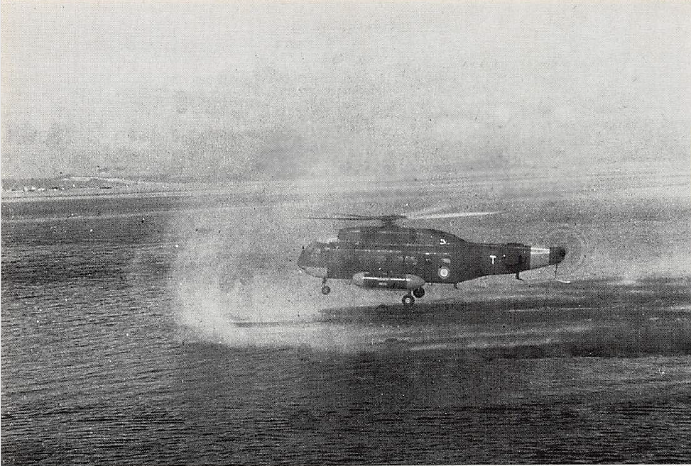 Sud-Est SE-3200 Frelon - Prototype n°1 au ras de l'eau