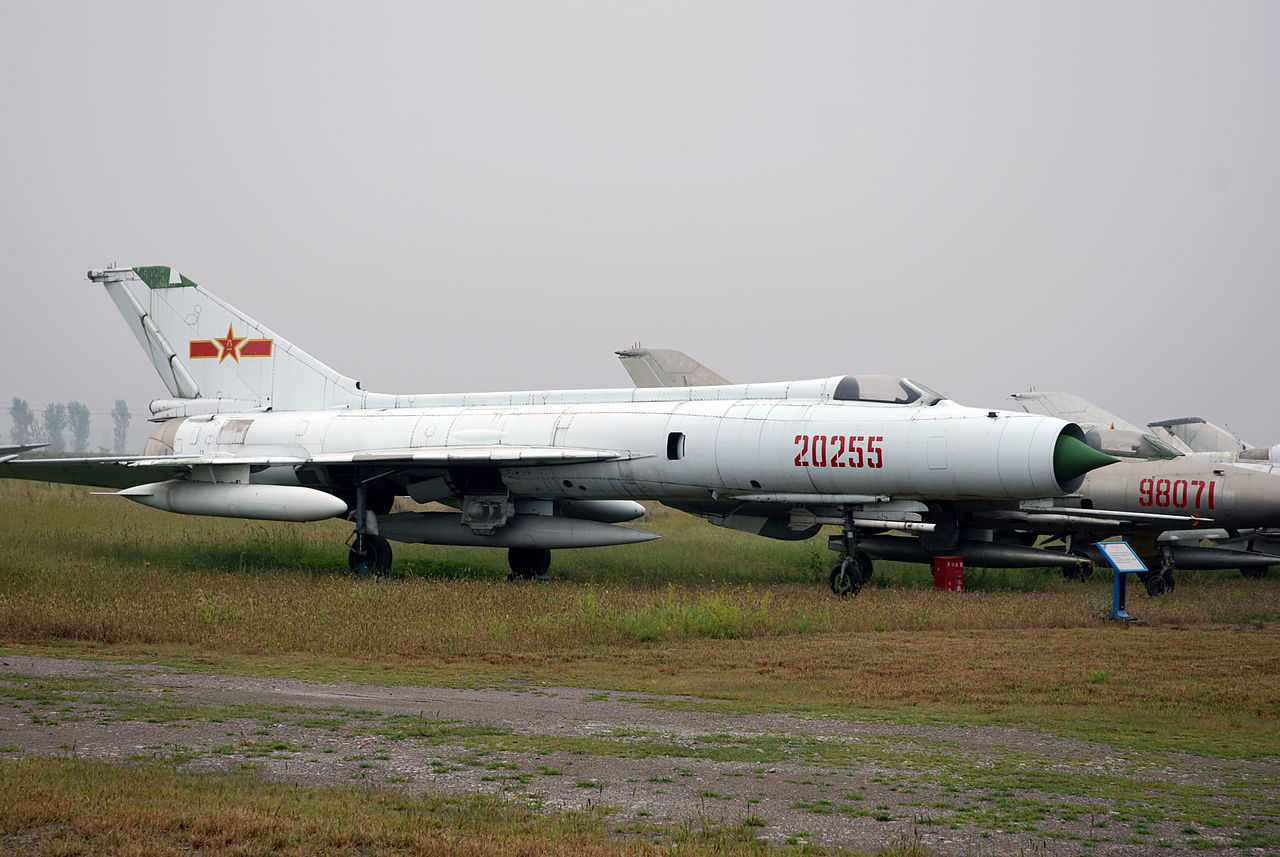 Shenyang J-8 préservé