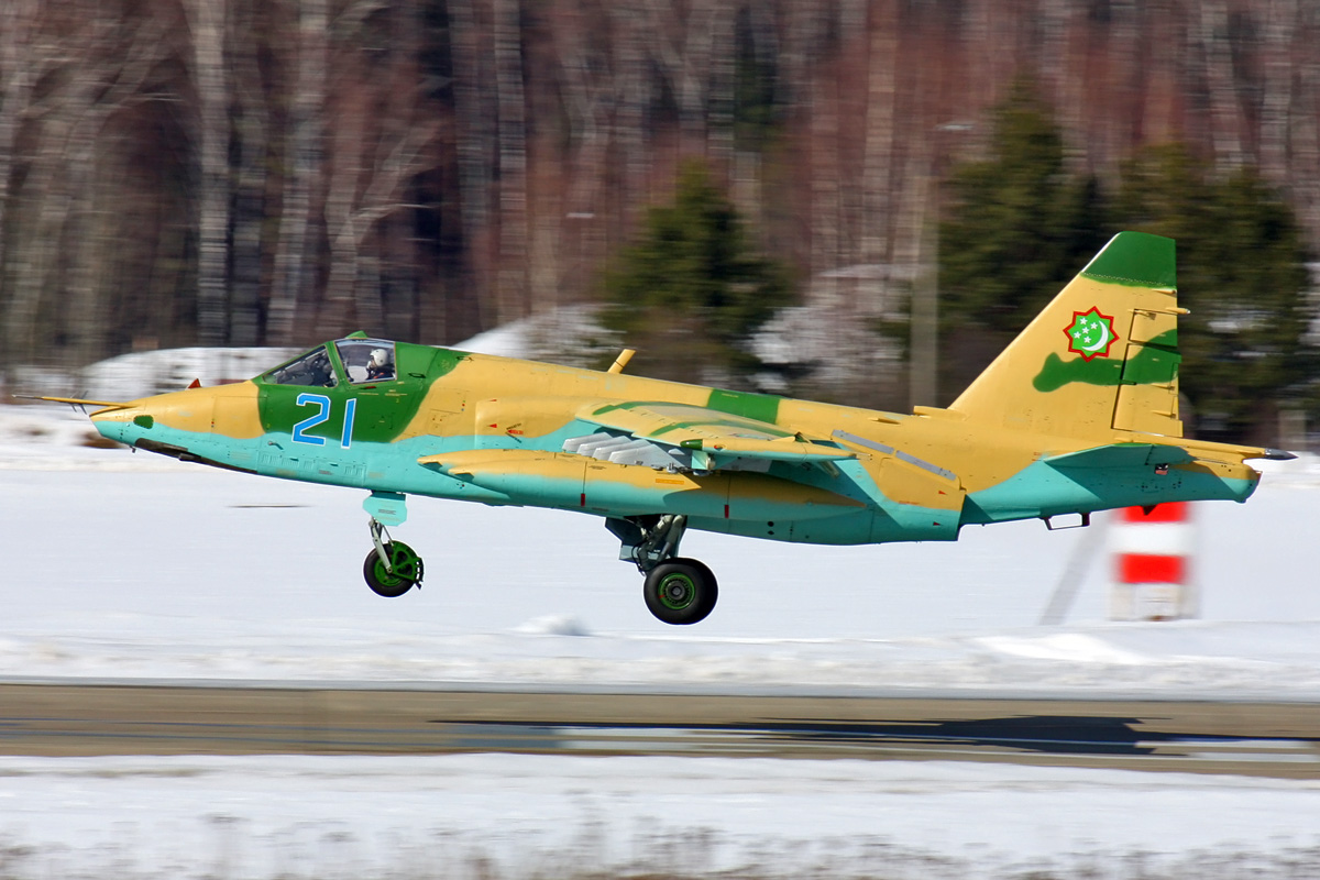 Sukhoï Su-25 turkmène