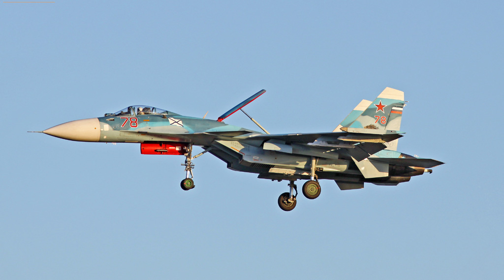 Sukhoï Su-33 de la marine russe en vol