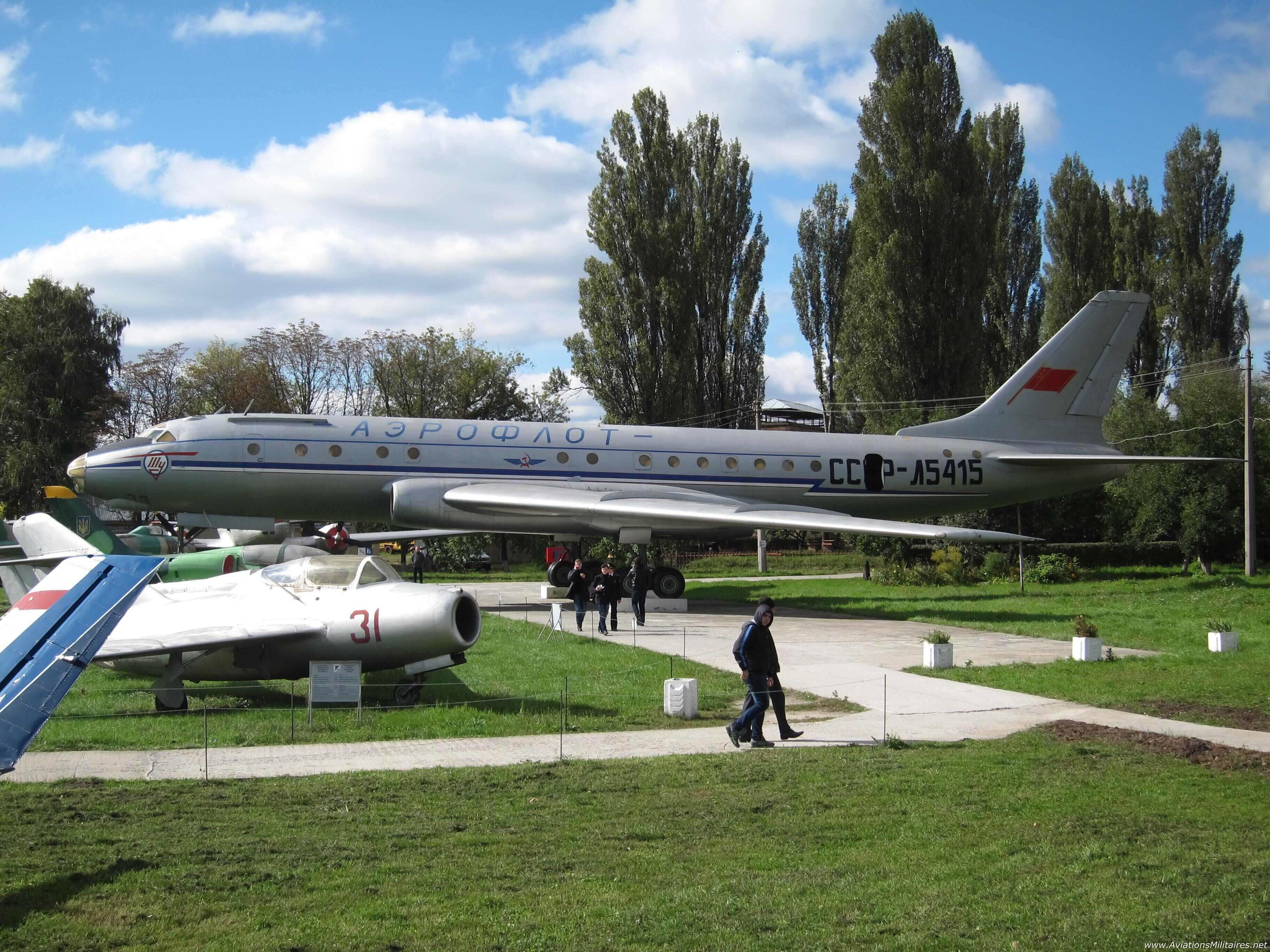 Tupolev Tu-104 Camel par Ansierra117