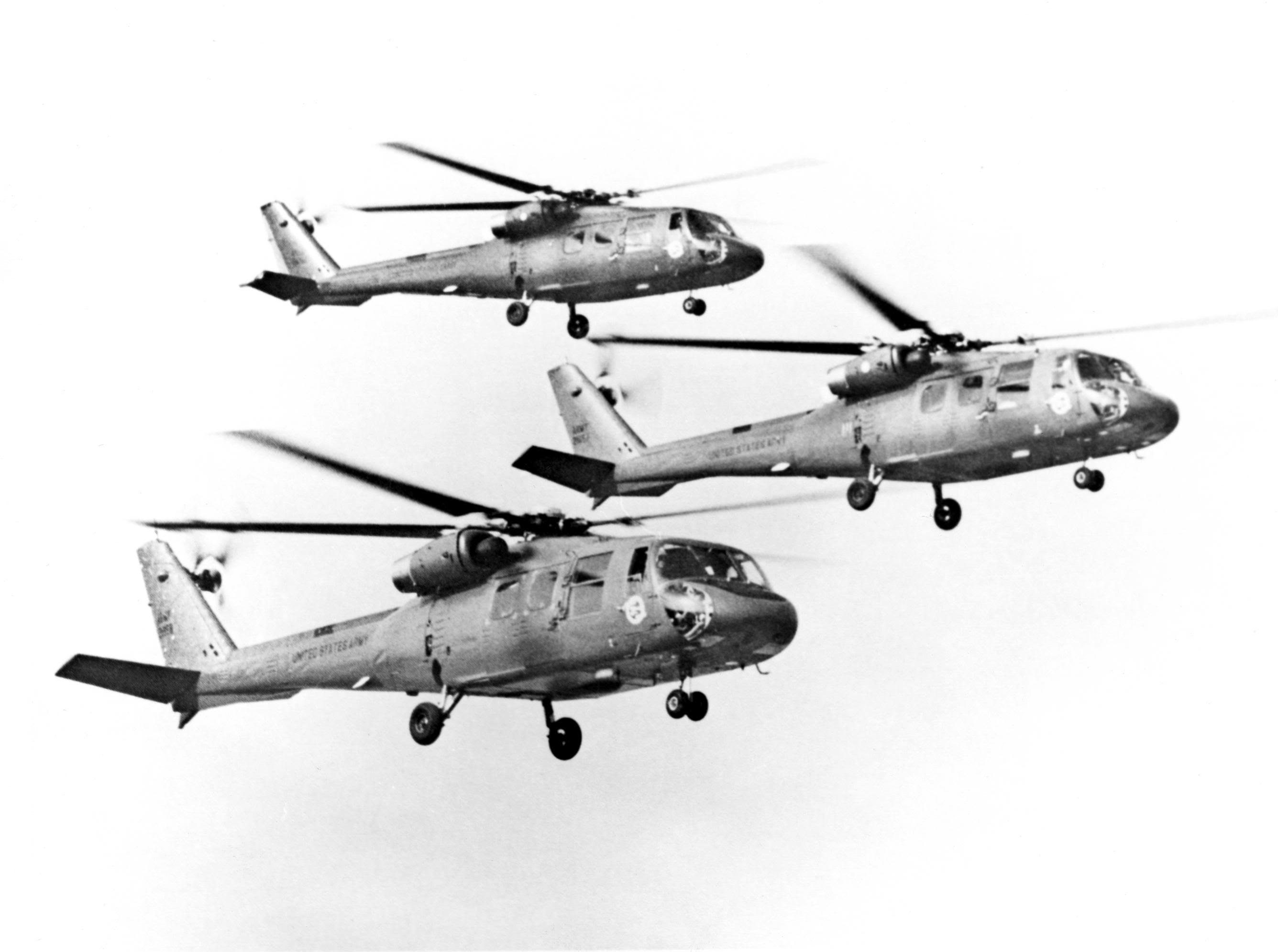 Boeing-Vertol YUH-61A en formation