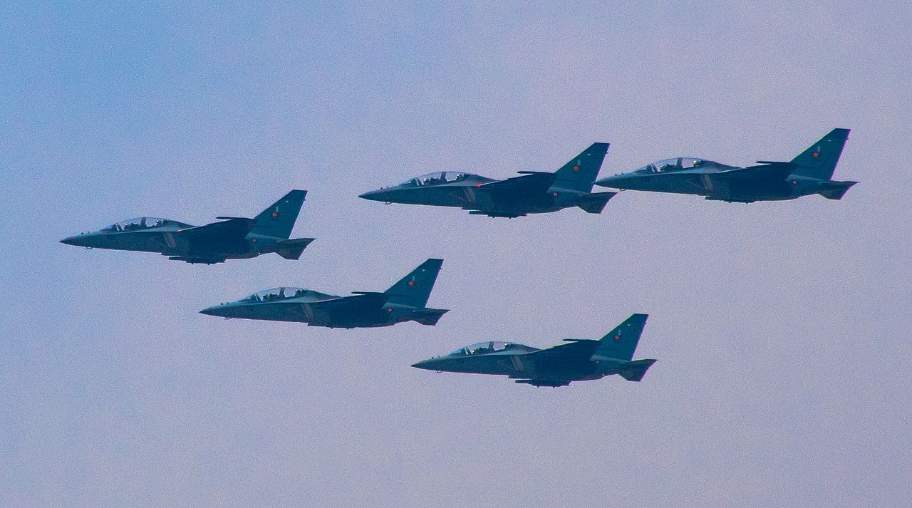 Yakovlev Yak-130 bangladais en formation