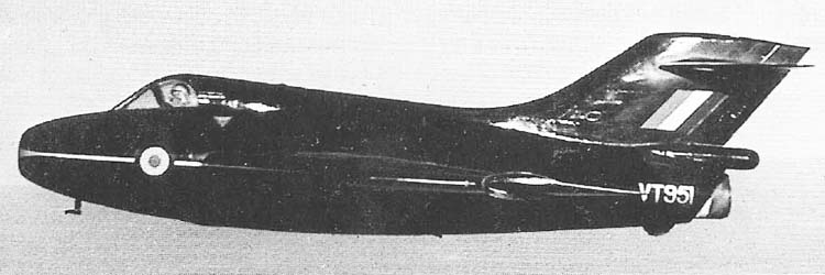 Boulton-Paul P.120 en noir en vol
