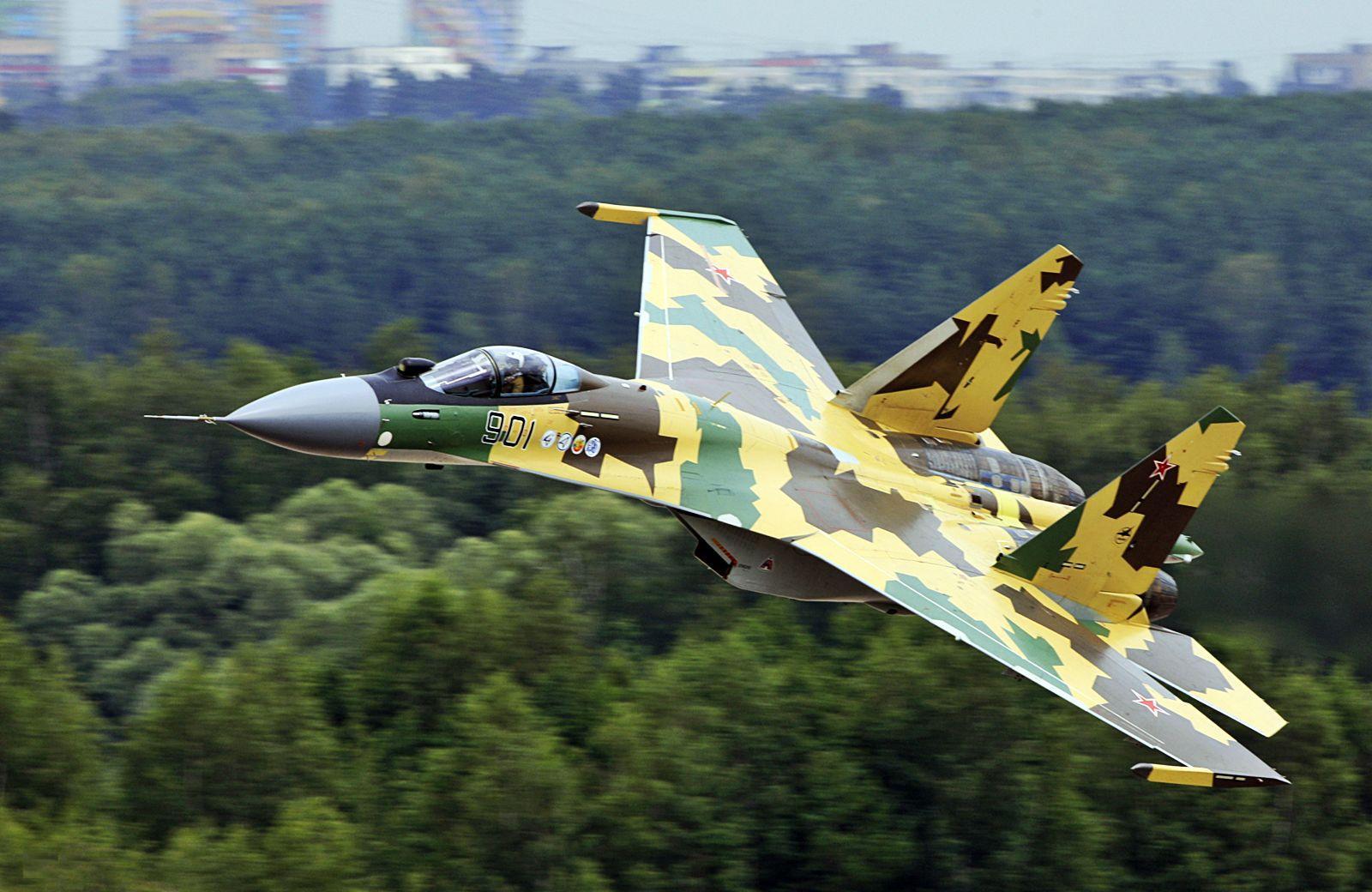 Sukhoï Su-35BM "901" en vol